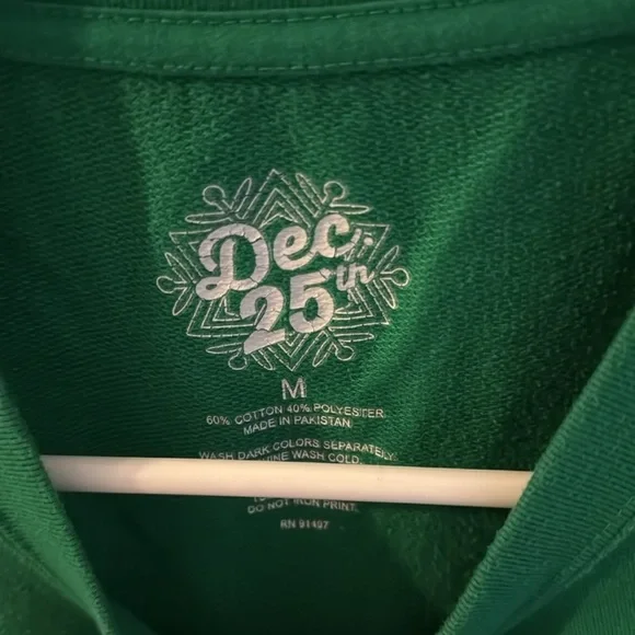 Women’s holiday sweatshirt - Picture 2 of 2